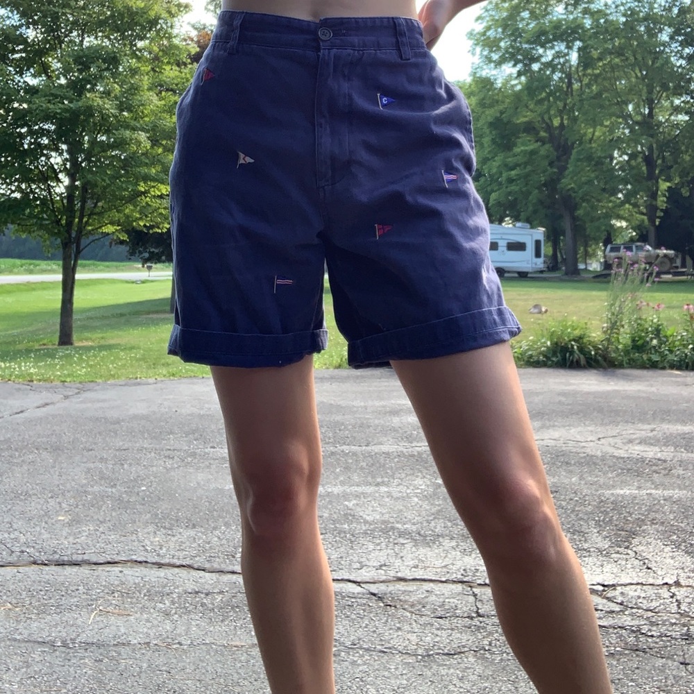 Super cute Chaps men shorts! - Picture 3 of 5